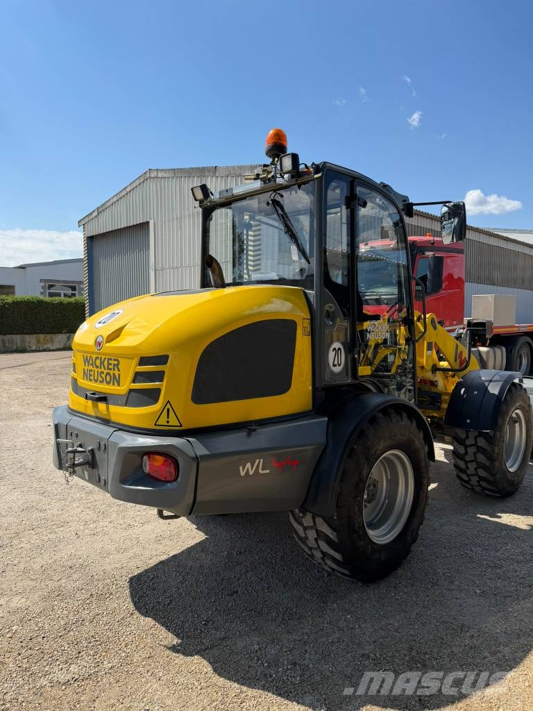 Wacker Neuson WL 44 Колесни товарачи