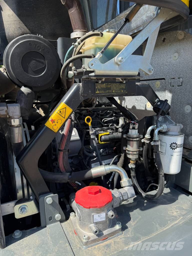 Wacker Neuson WL 44 Колесни товарачи