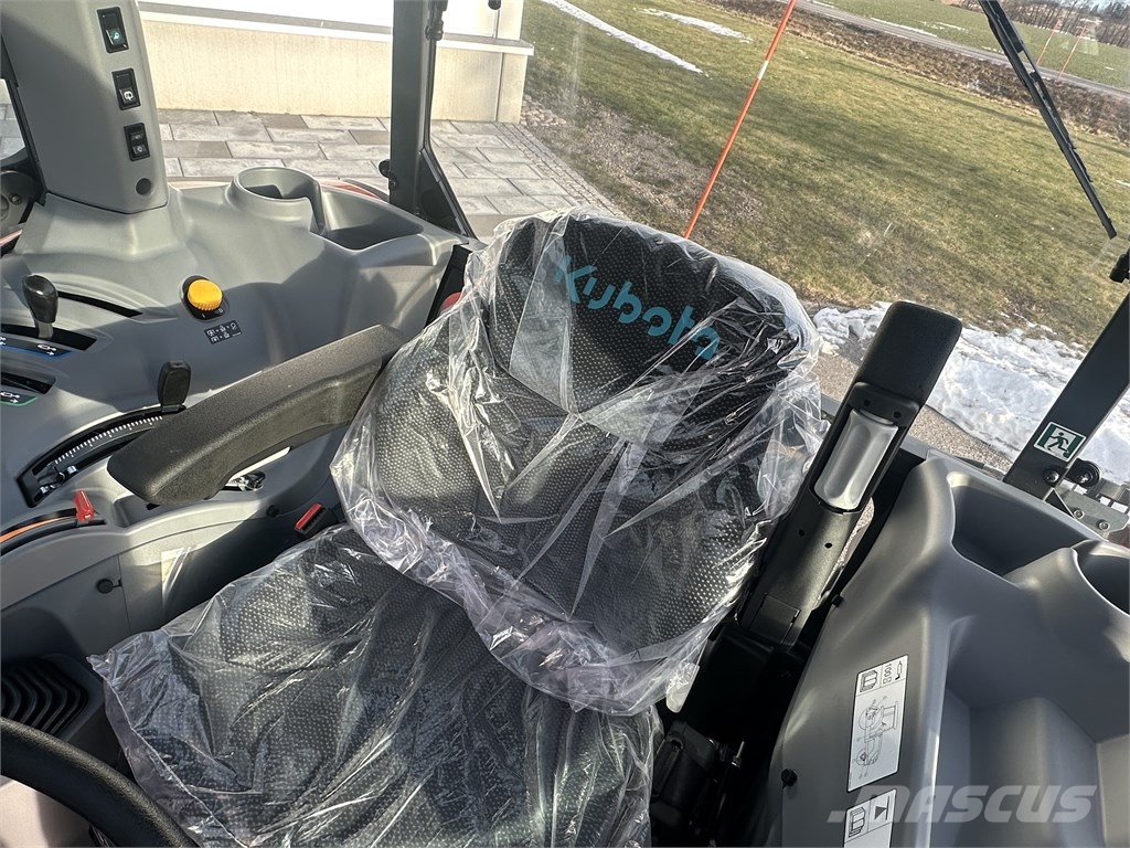 Kubota M 4073 Tractors