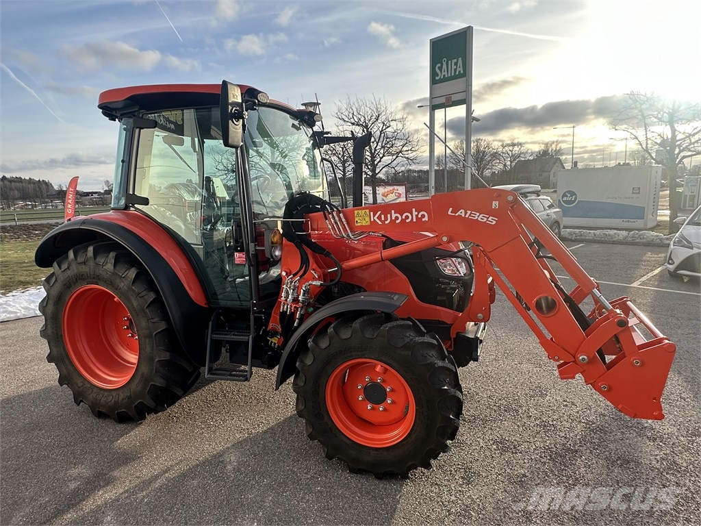 Kubota M 4073 Tractors