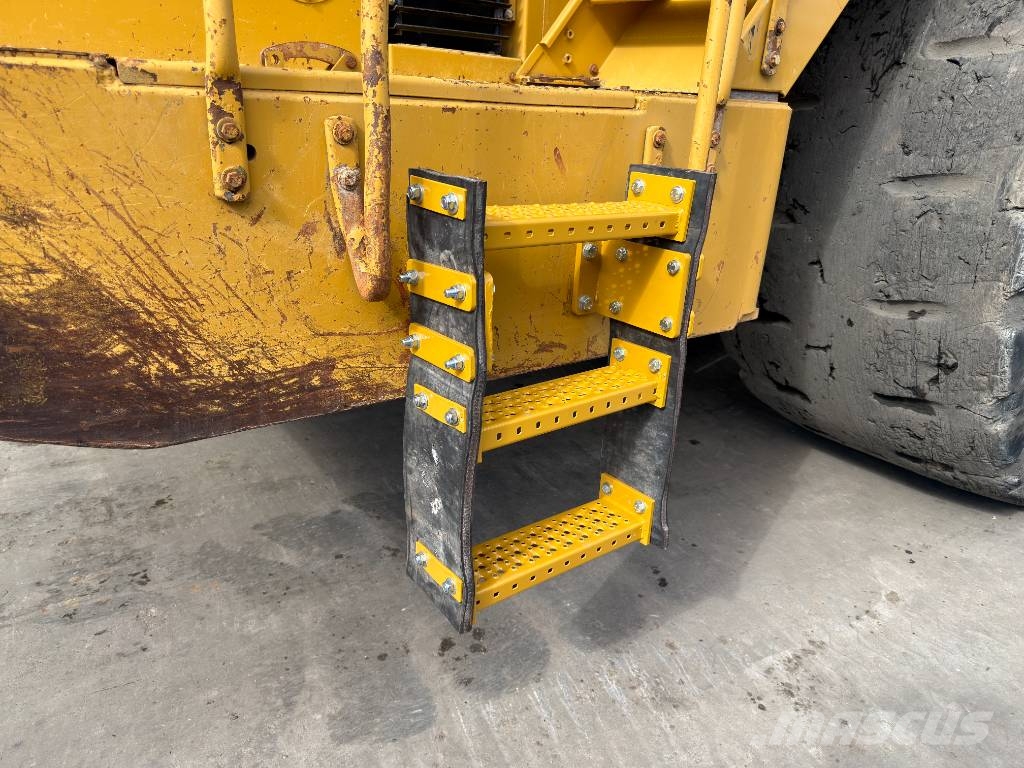 CAT 990H Φορτωτές με λάστιχα (Τροχοφόροι)
