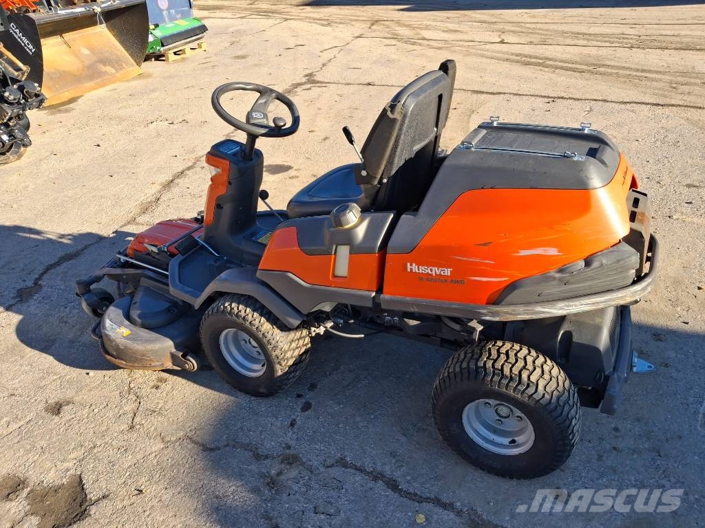 Husqvarna R420TSX AWD ركوب الحشائش