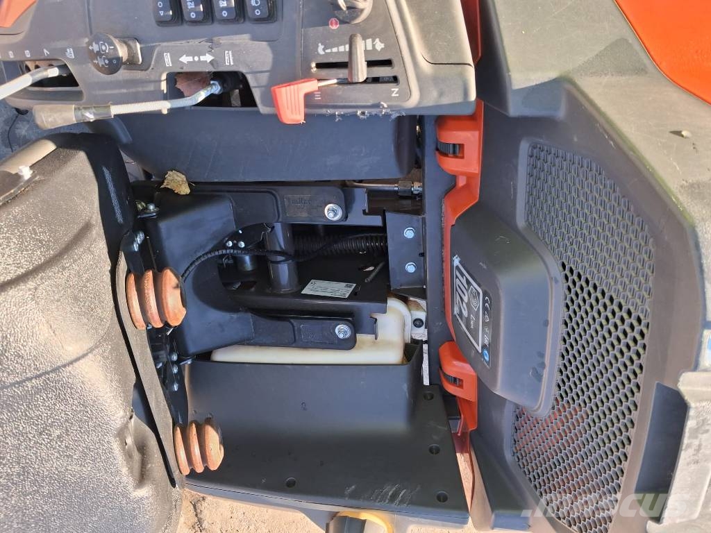 Husqvarna R420TSX AWD ركوب الحشائش