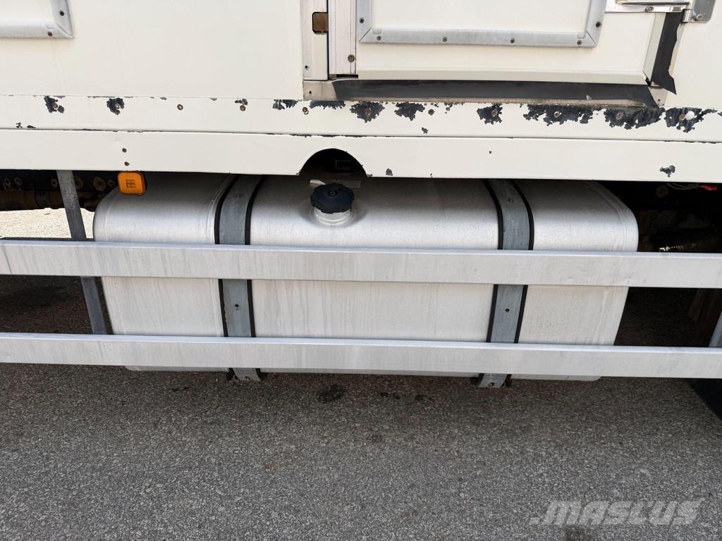 MAN TGX 26.480 6X2*4 EURO4 + RETARDER + DOUBLE FLOOR B Camiones para transporte de animales