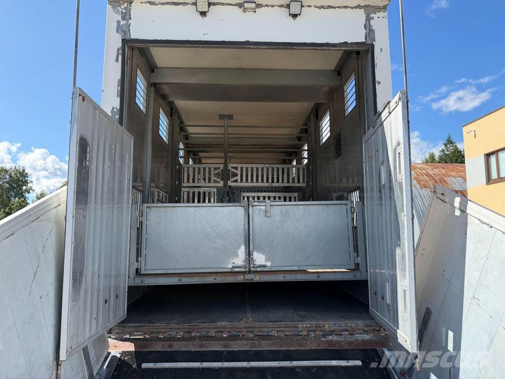 MAN TGX 26.480 6X2*4 EURO4 + RETARDER + DOUBLE FLOOR B Camiones para transporte de animales