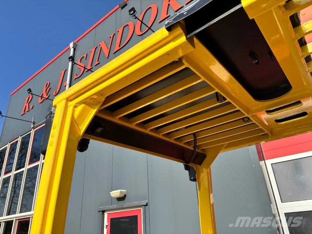 Hyster J2.5 XN 2500kg E- heftruck triplo Electric forklifts