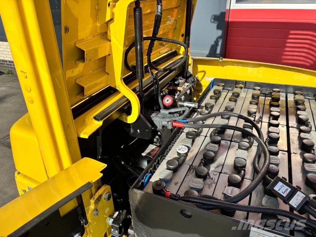 Hyster J2.5 XN 2500kg E- heftruck triplo Electric forklifts