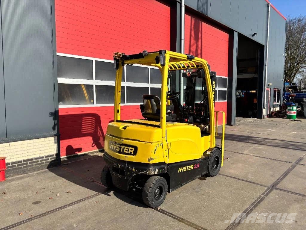 Hyster J2.5 XN 2500kg E- heftruck triplo Electric forklifts