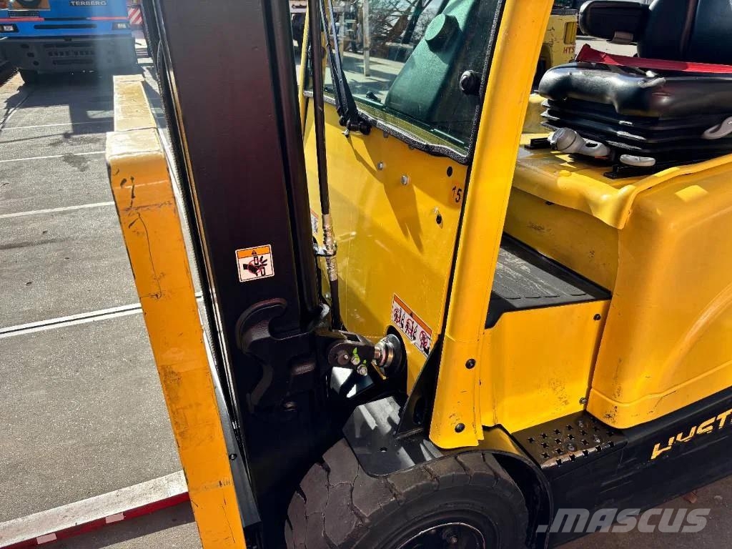 Hyster J2.5 XN 2500kg E- heftruck triplo Electric forklifts