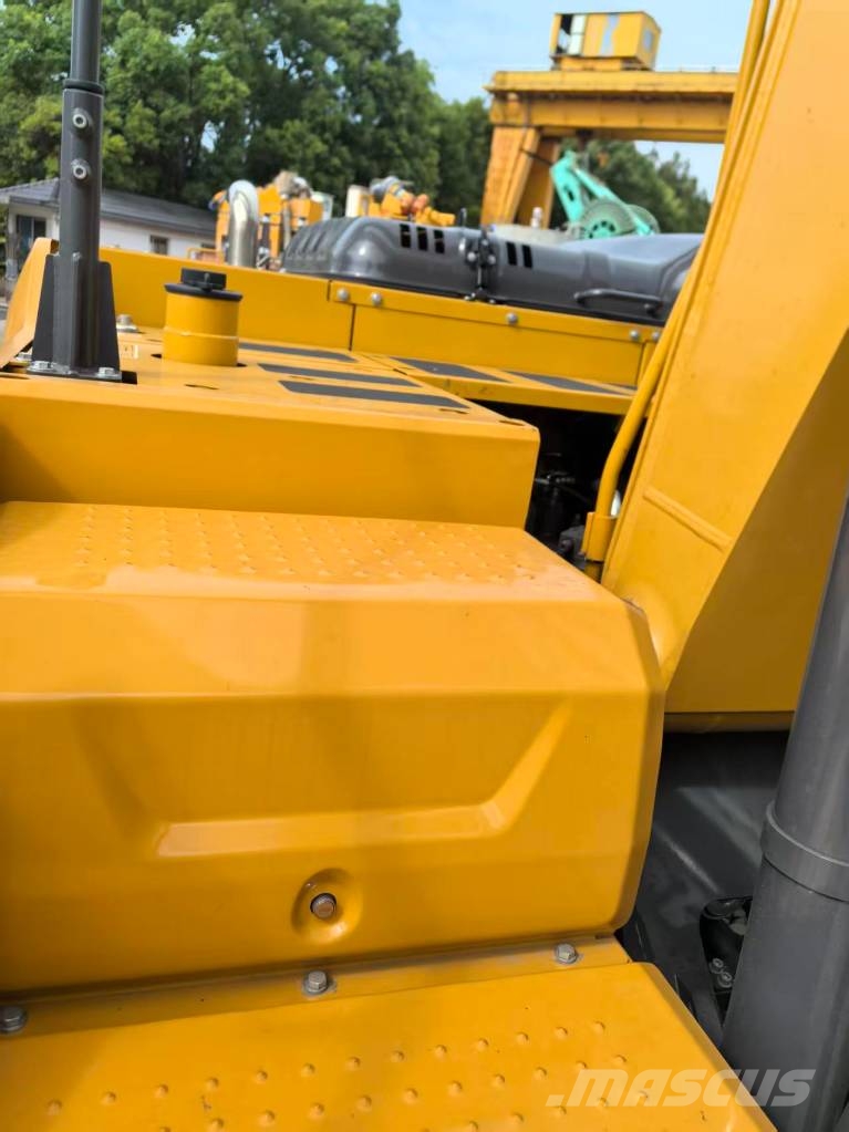 XCMG XE 200 GA Vikšriniai ekskavatoriai
