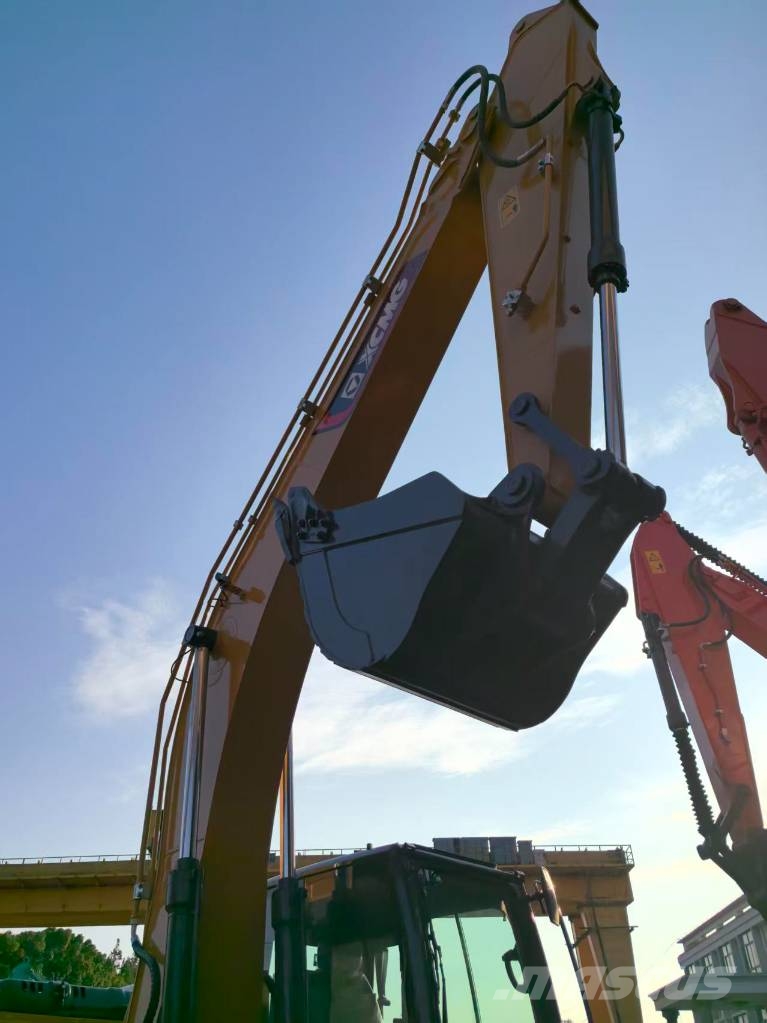 XCMG XE 200 GA Vikšriniai ekskavatoriai