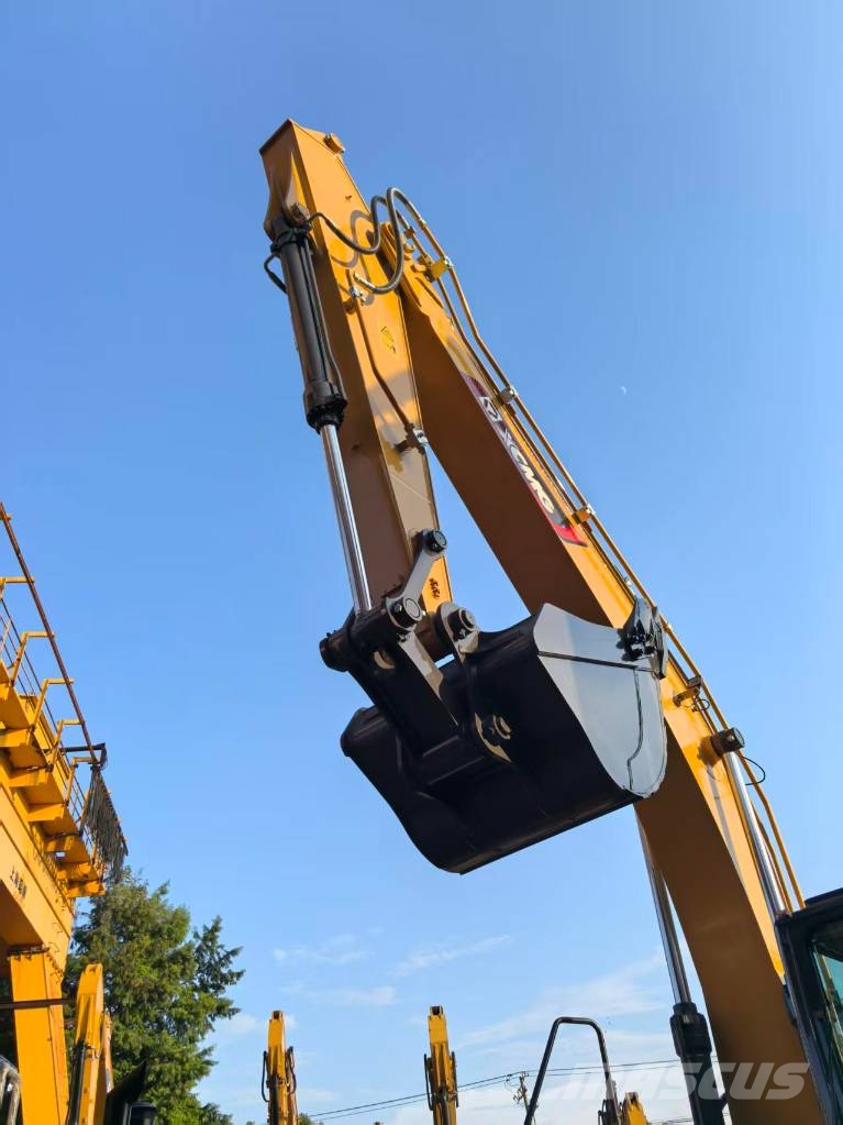 XCMG XE 200 GA Vikšriniai ekskavatoriai