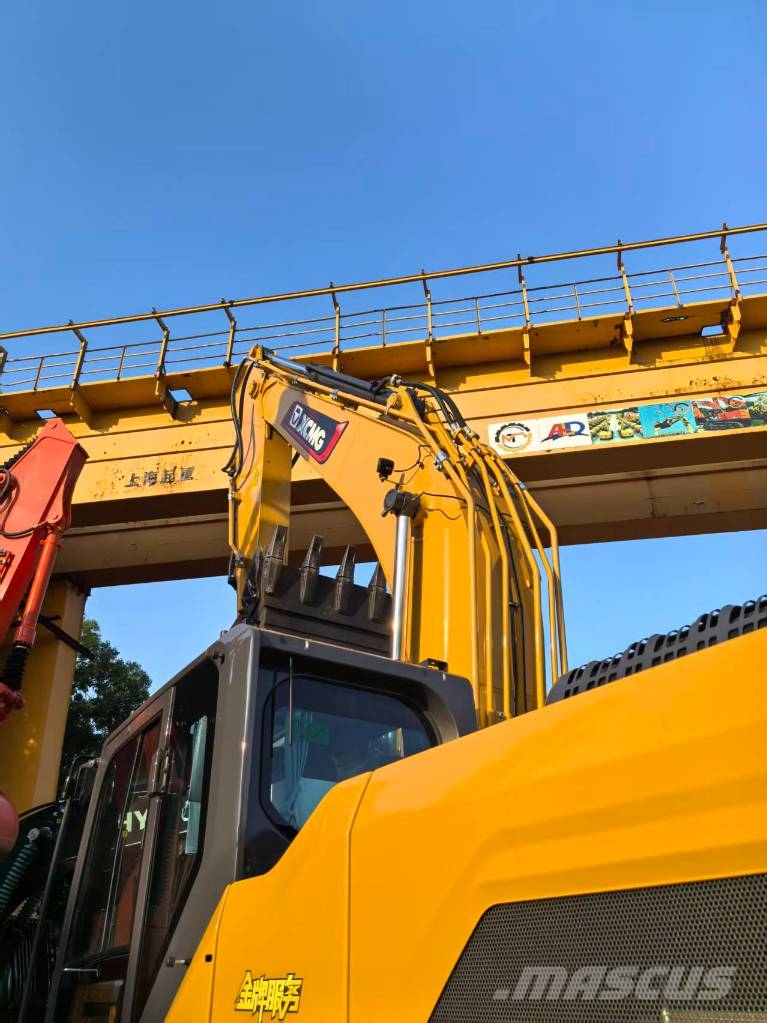 XCMG XE 200 GA Vikšriniai ekskavatoriai