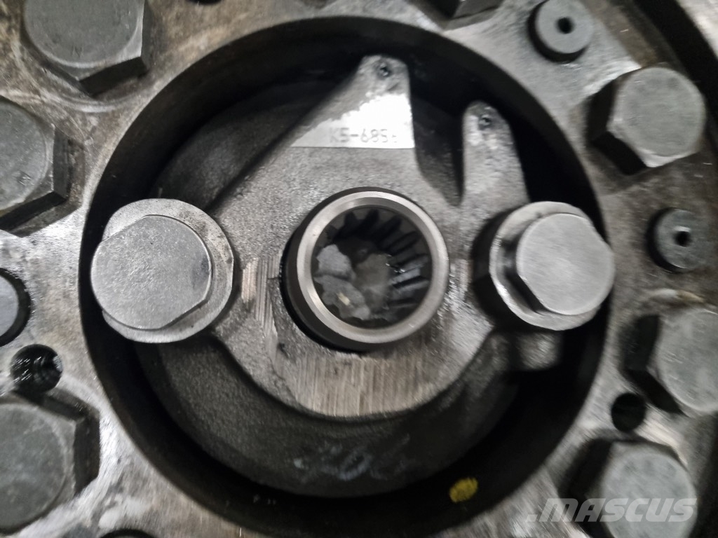 CAT 330 BL FINAL DRIVE Коробка передач