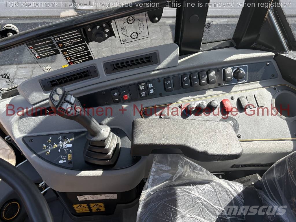 JCB TM220 40km/h NEU テレスコピックホイールローダー