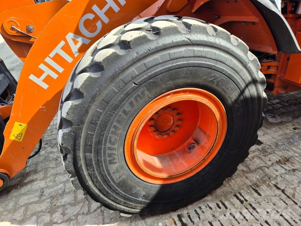 Hitachi ZW 150-6 Pyöräkuormaajat
