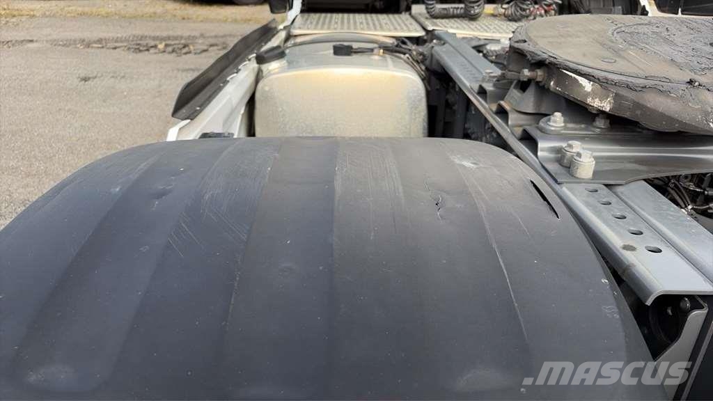 DAF XG+ 530 Camiones chasis