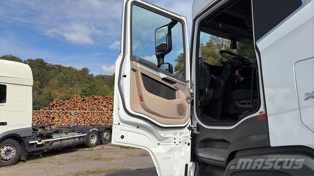 DAF XG+ 530 Kamioni-šasije