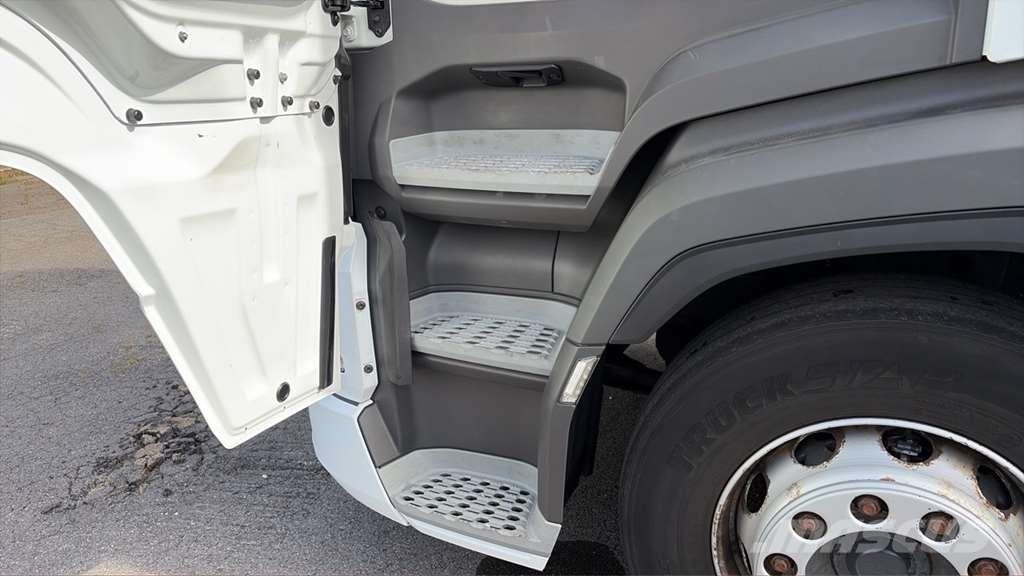 DAF XG+ 530 Kamioni-šasije