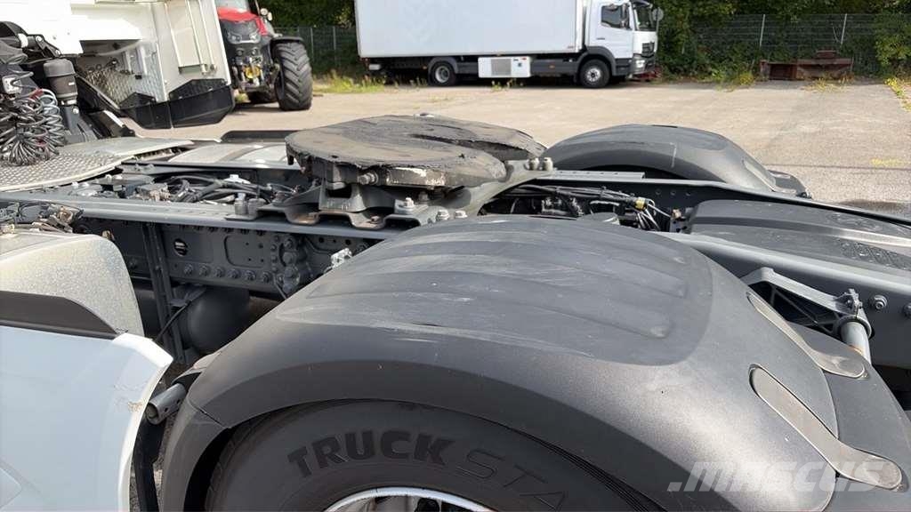 DAF XG+ 530 Camiones chasis
