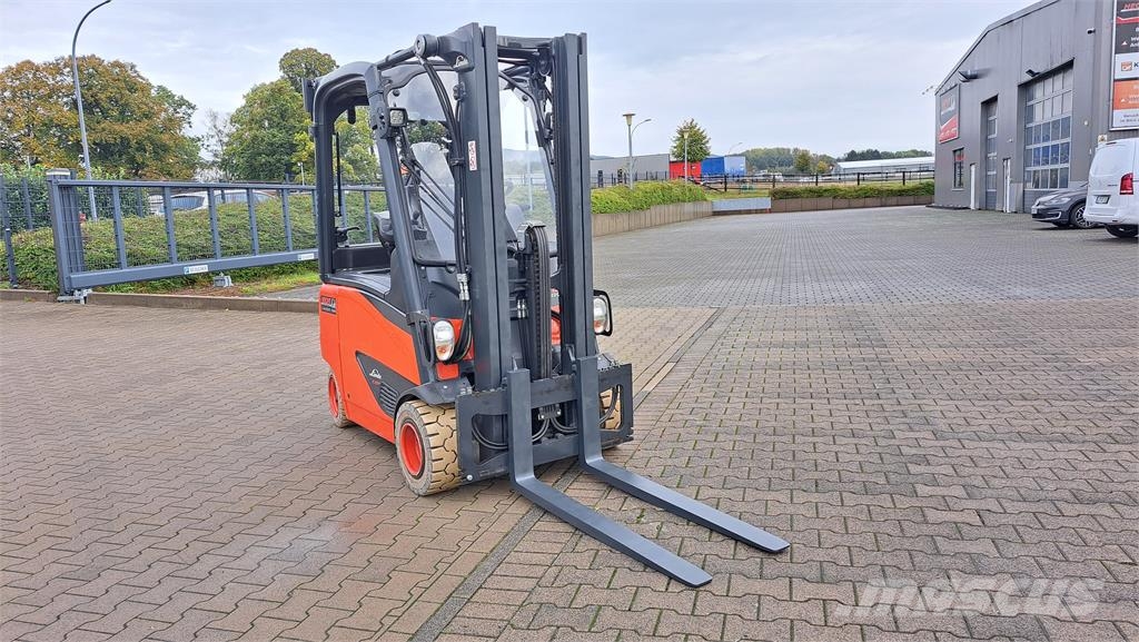 Linde E20PH-02 电动叉车