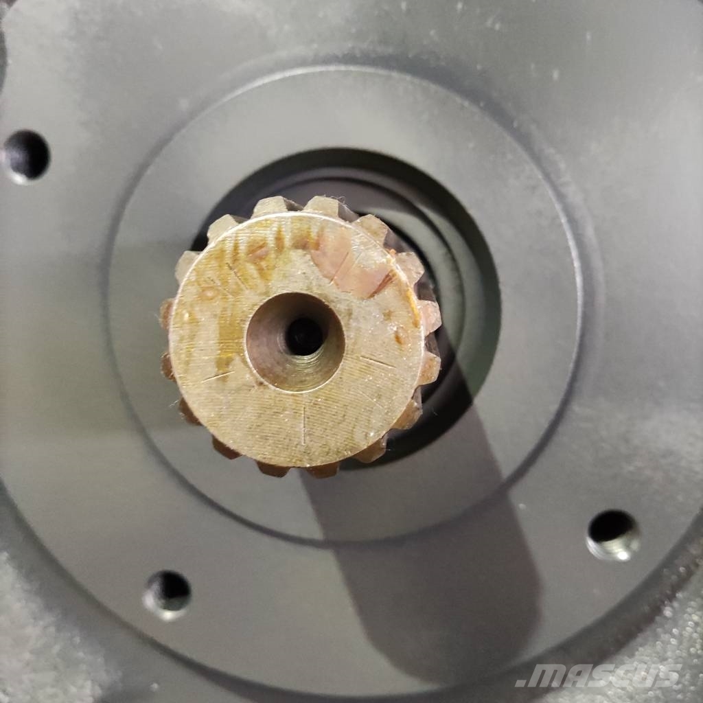 Komatsu PC210-6E Hydraulic pump 708-2L-00150 Transmisiones