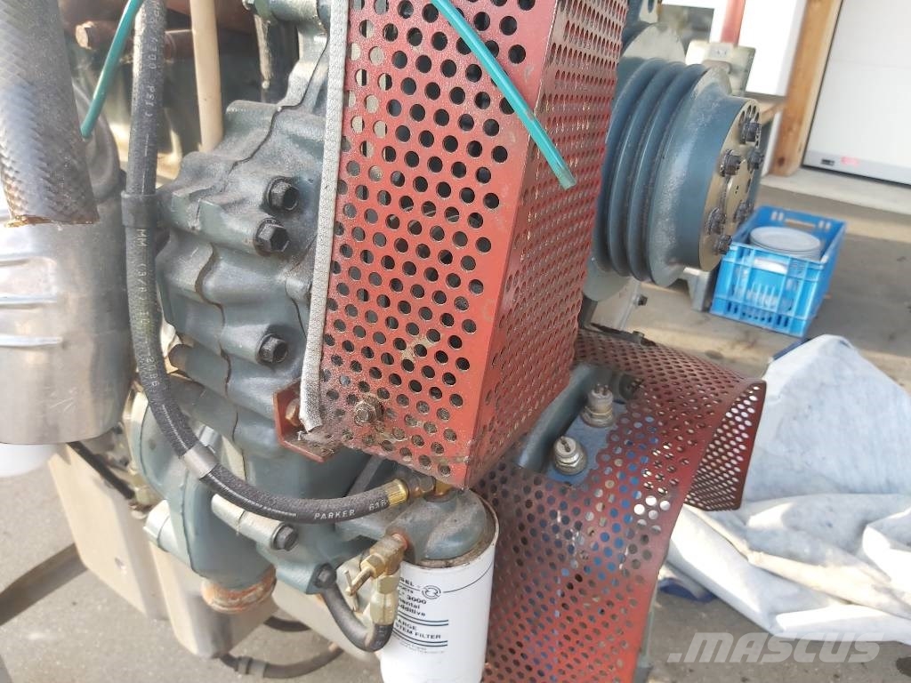 Detroit ,MB  ,MTU Series 60 发动机