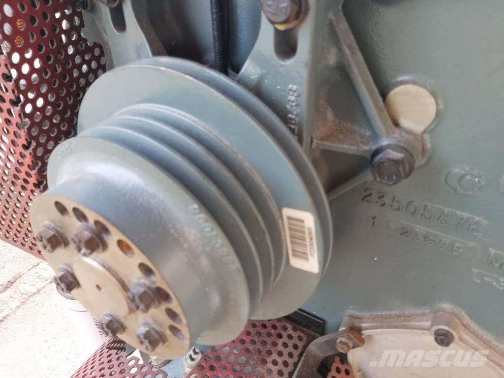 Detroit ,MB  ,MTU Series 60 发动机