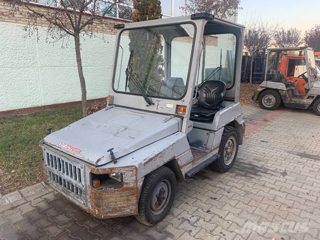 Toyota 2TD25 /02/ V-3420 EO Flughafenausrüstung