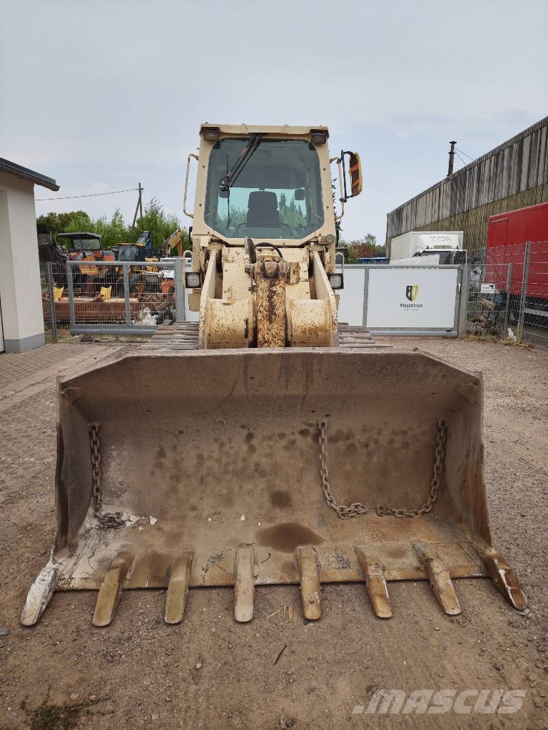 CAT 953 C *Ripper* Rupsladers