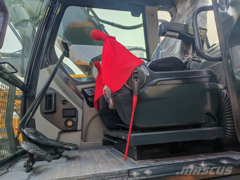 Hyundai 220 HD Kāpurķēžu ekskavatori