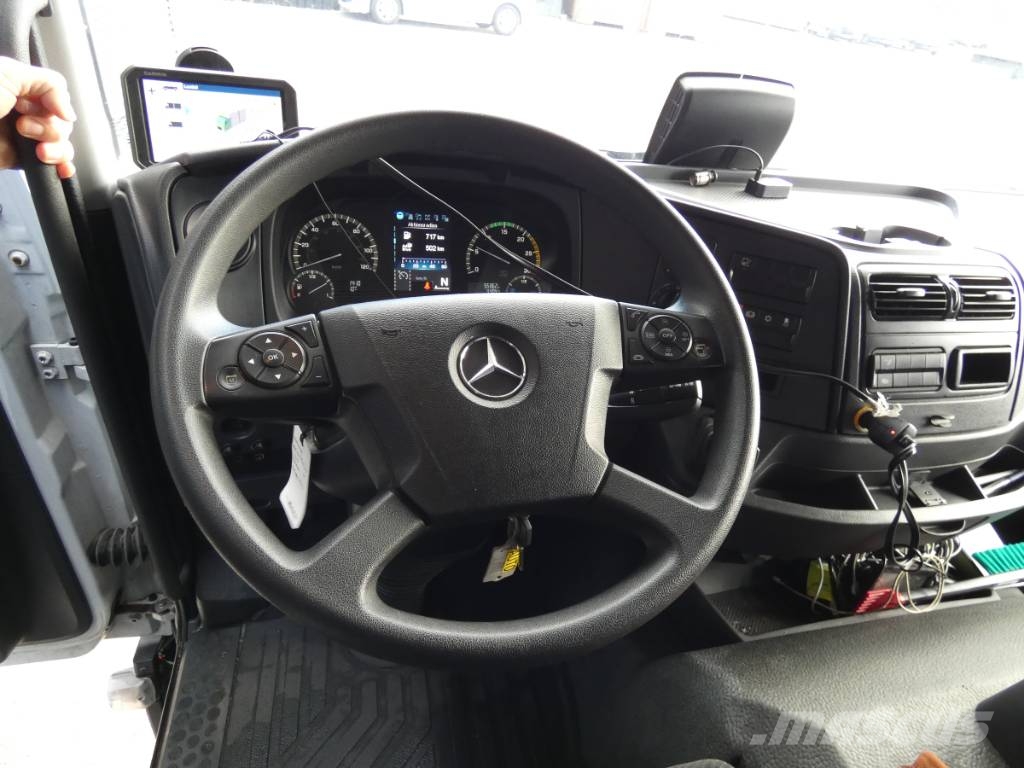 Mercedes-Benz Atego 1224 Autotransportere / Knæklad
