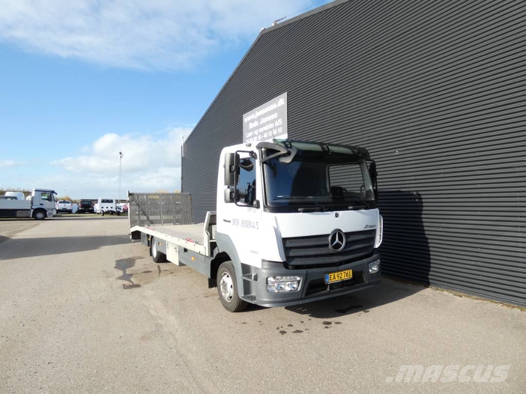 Mercedes-Benz Atego 1224 Autotransportere / Knæklad
