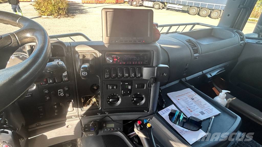 Scania G 360 Kranwagen