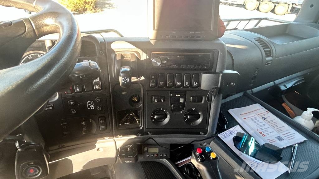 Scania G 360 Kranwagen