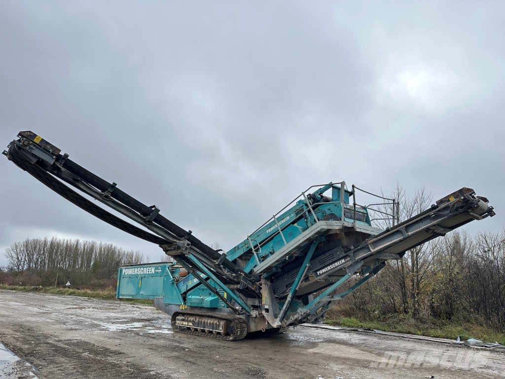 PowerScreen Chieftain 1400 移动式筛分机