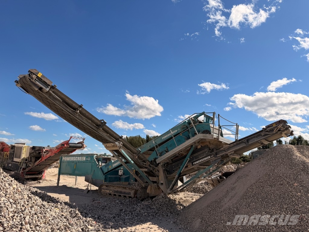 PowerScreen Chieftain 1400 移动式筛分机