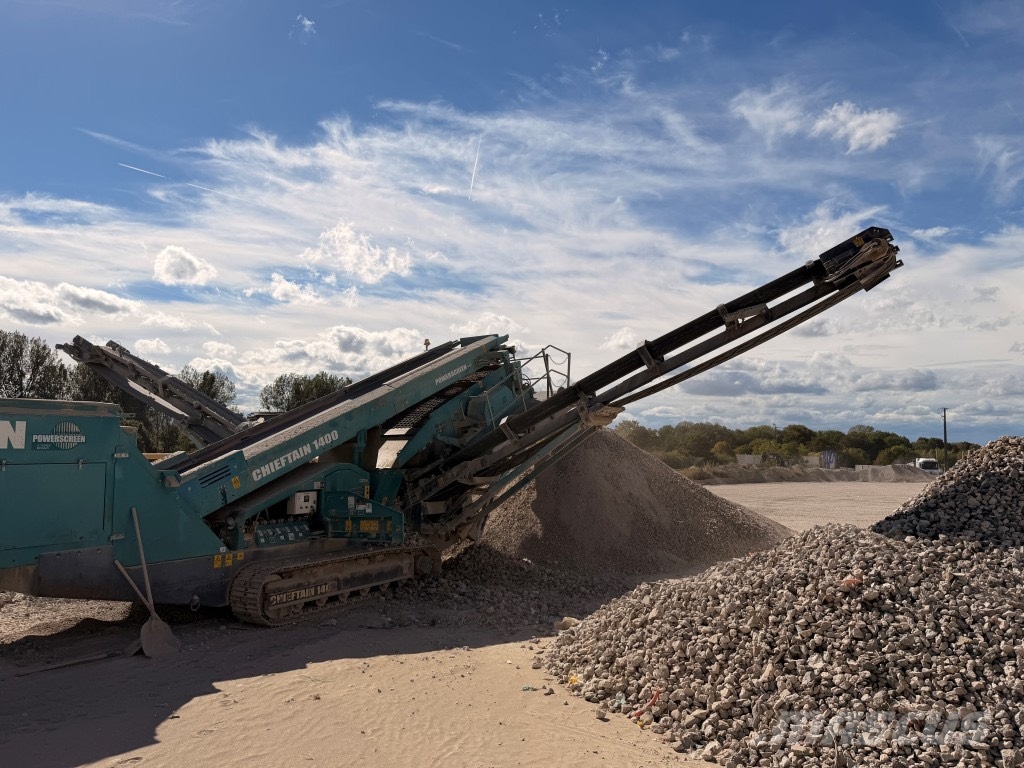 PowerScreen Chieftain 1400 移动式筛分机