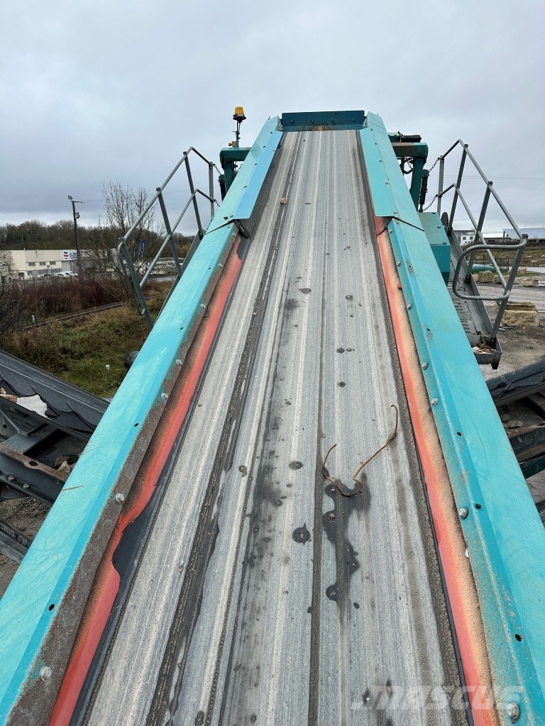 PowerScreen Chieftain 1400 移动式筛分机