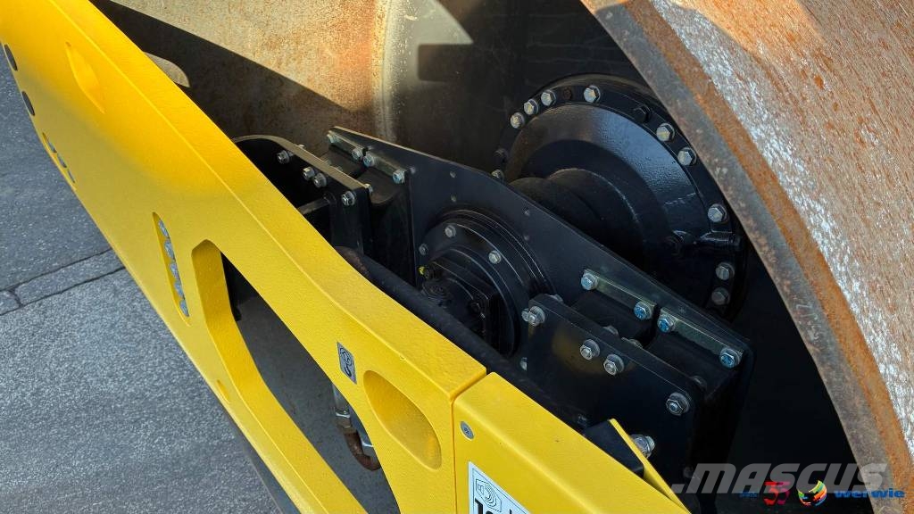 Bomag BW 213 DH-5 Zemin sıkıştırma makineleri