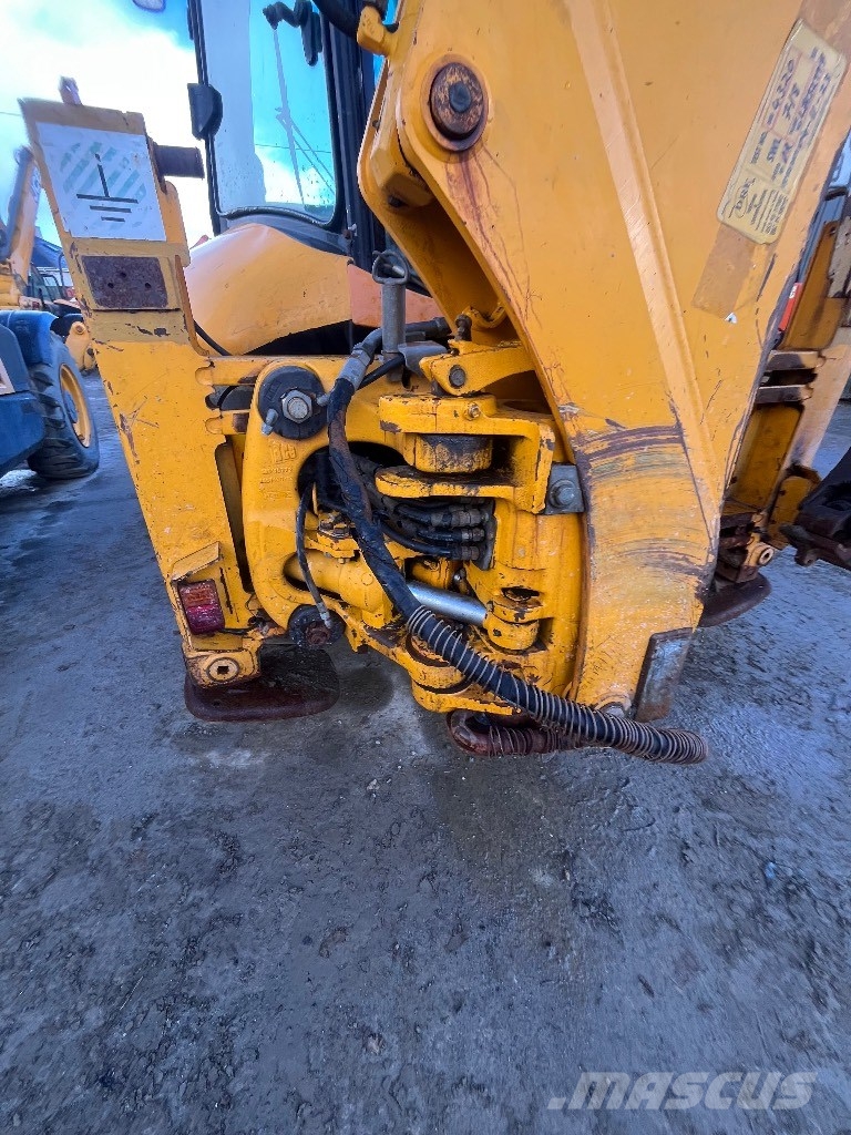 JCB 3 CX Товарач със заден ексватор
