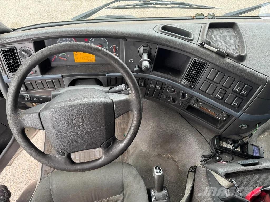 Volvo FM 340 4X2 EURO 3 PALFINGER PK16000 + REMOTE CONTR Tractor Units