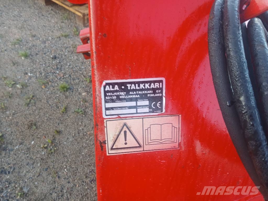 Ala-talkkari At220 Lumilinko Sniega metēji