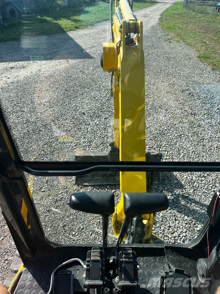 Komatsu PC 16 R-3HS Мини-экскаваторы