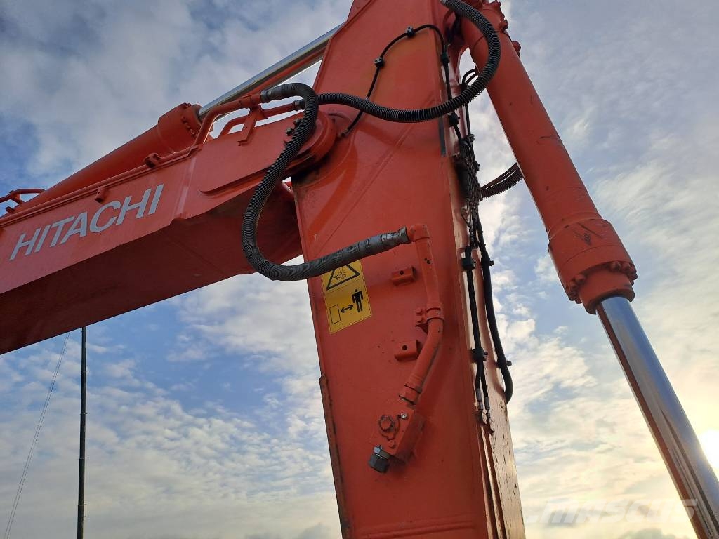 Hitachi ZX350LCN-6 履带挖掘机