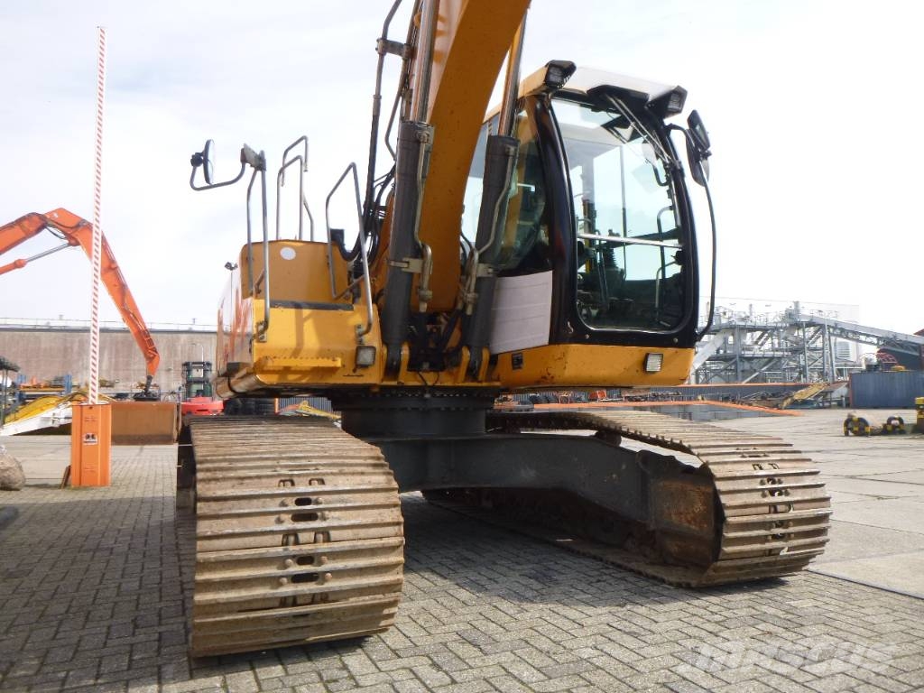 Liebherr R922LC 대형 굴삭기 29톤 이상