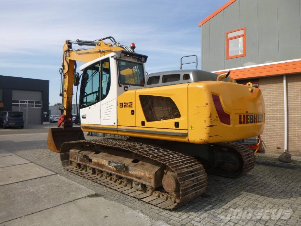 Liebherr R922LC 대형 굴삭기 29톤 이상
