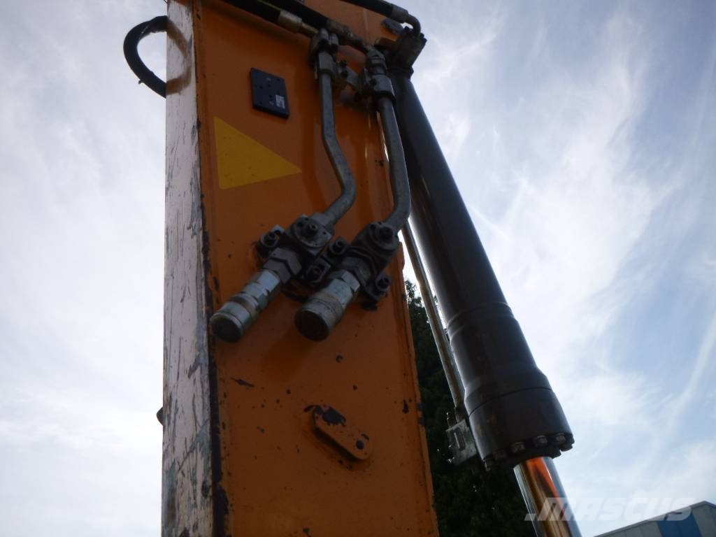 Liebherr R922LC 대형 굴삭기 29톤 이상