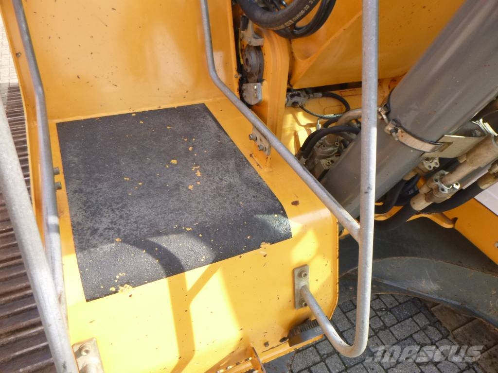 Liebherr R922LC 대형 굴삭기 29톤 이상