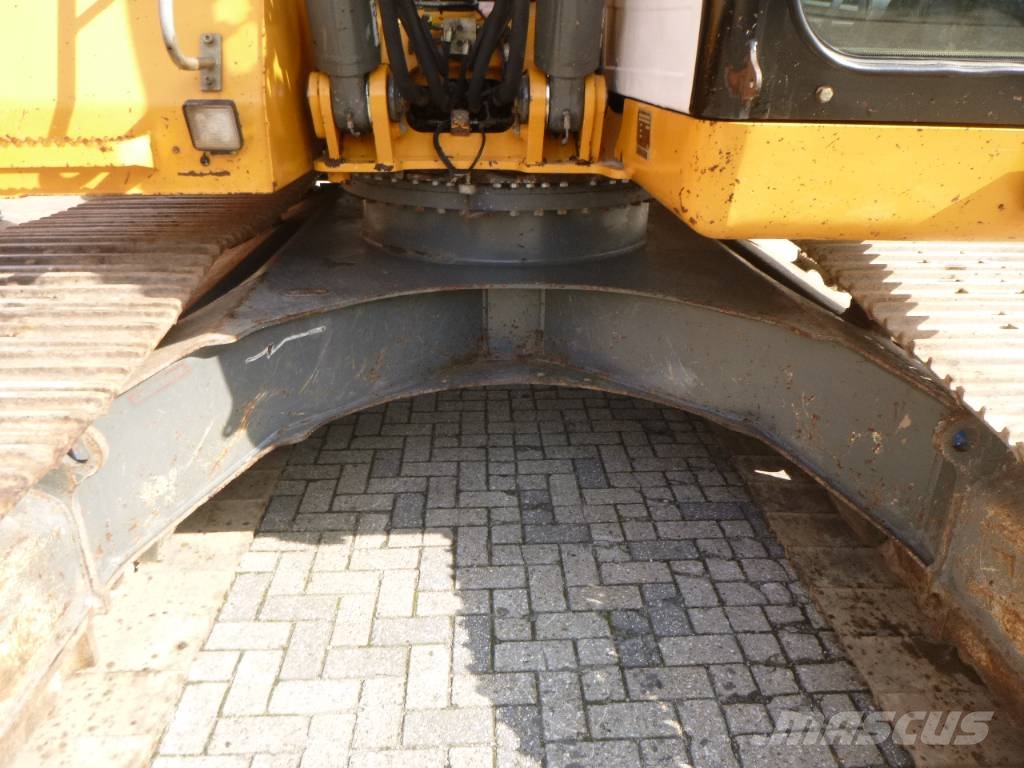 Liebherr R922LC 대형 굴삭기 29톤 이상